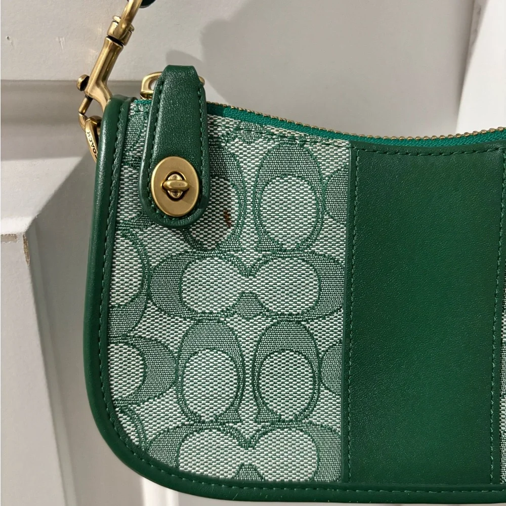 Coach Green Signature Jacquard Mini Swinger Baguette Shoulder Bag Rare Color - Picture 5 of 12